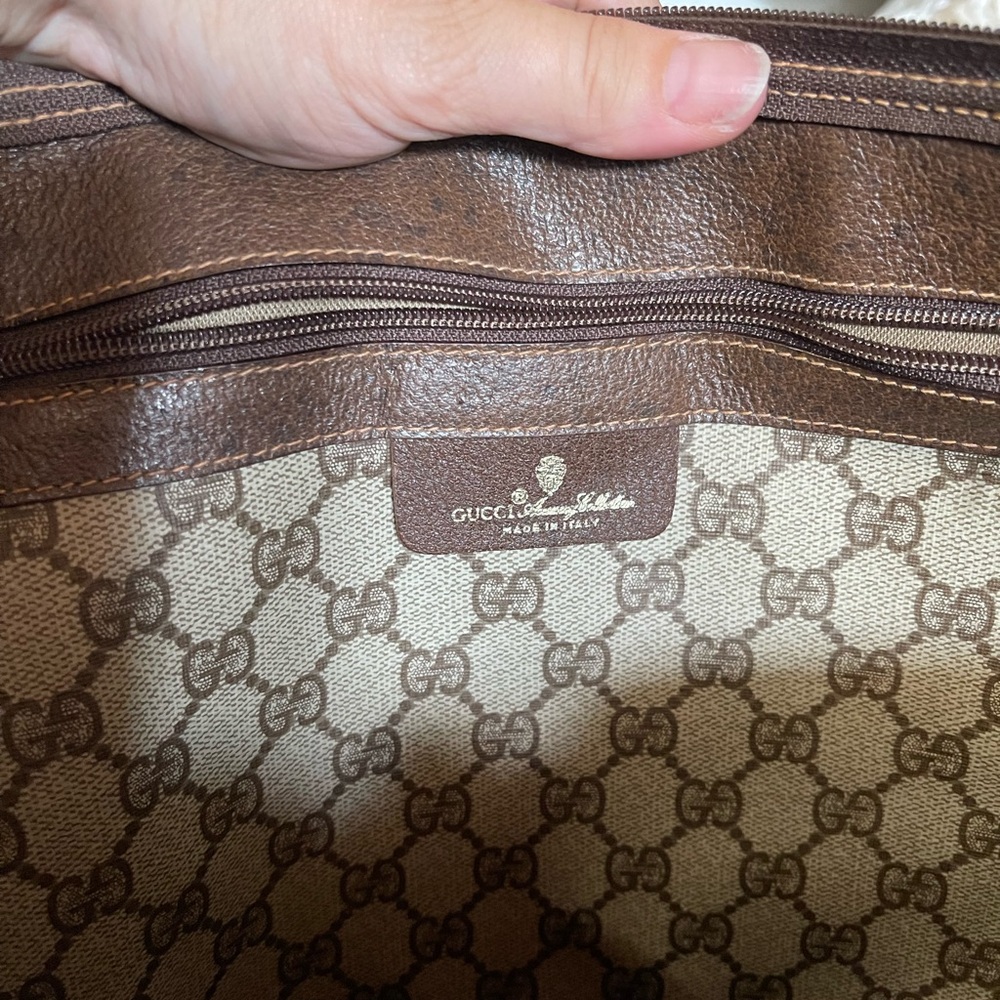 Gucci Beige GG Supreme Tote with Green and Red Web Straps - Picture 6 of 12